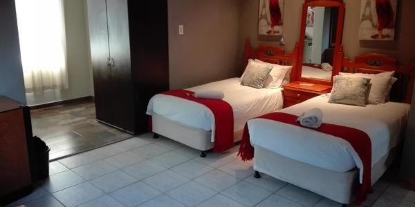 Waterside Lodge Cc Piet Retief Zewnętrze zdjęcie
